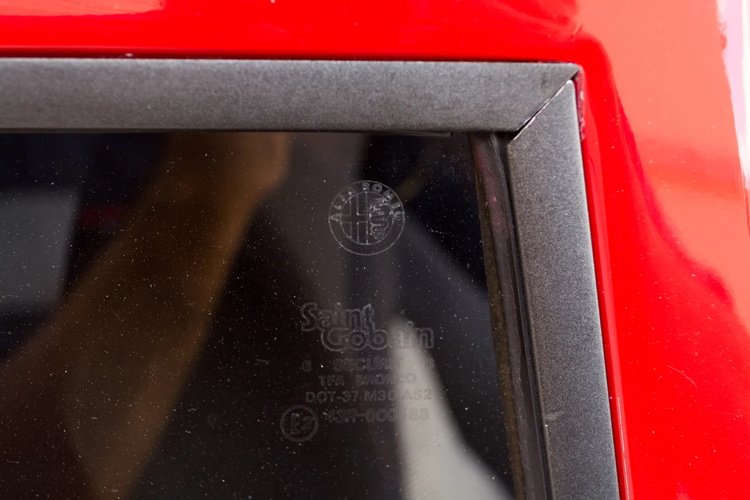 1989 Alfa Romeo 75/Milano - Image 29 of 31