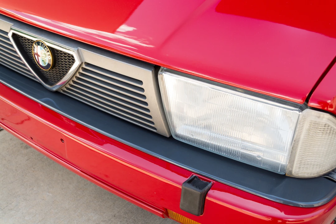 1989 Alfa Romeo 75/Milano - Image 12 of 31