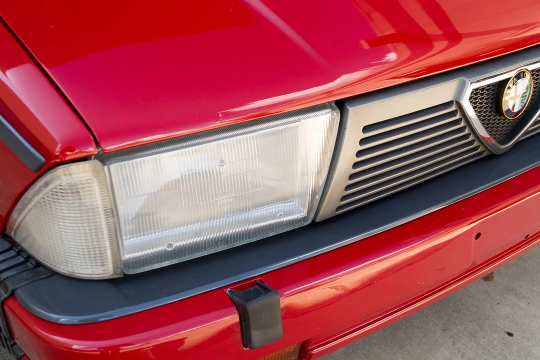1989 Alfa Romeo 75/Milano - Image 11 of 31