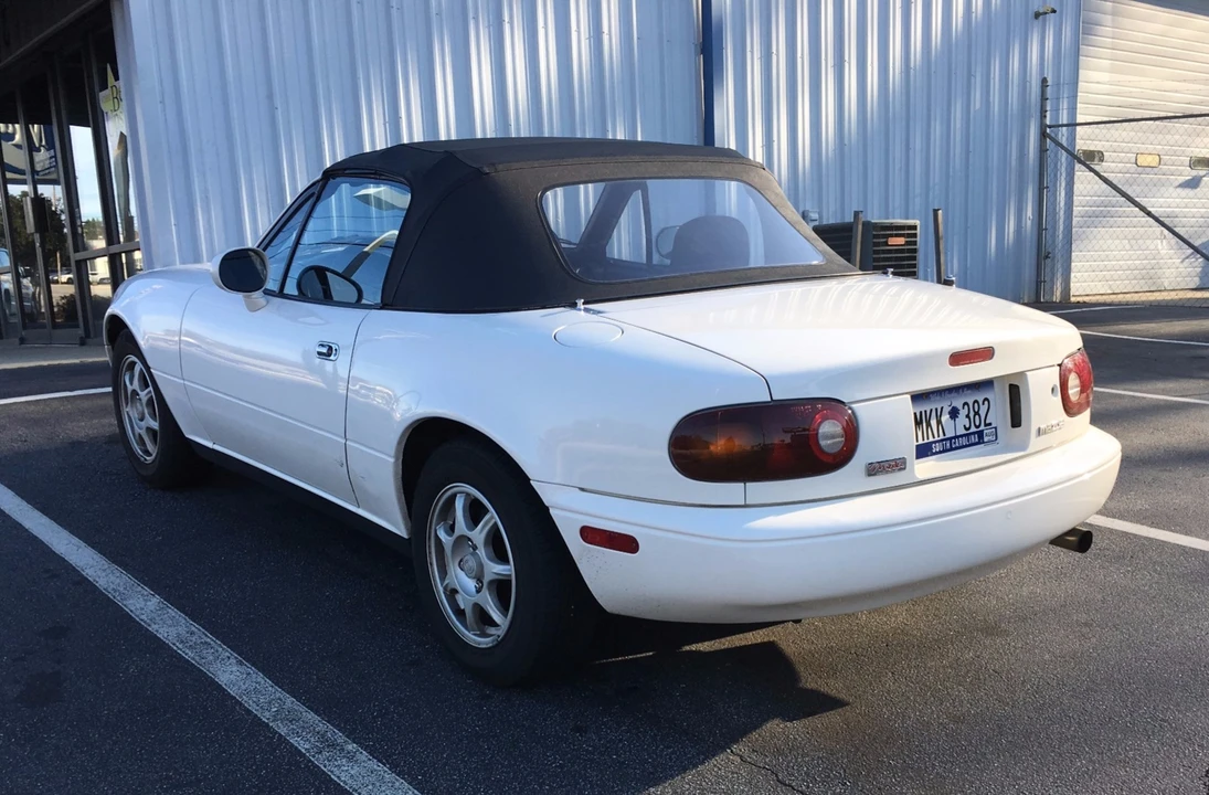 1995 Mazda NA MX-5 Miata - Image 5 of 31