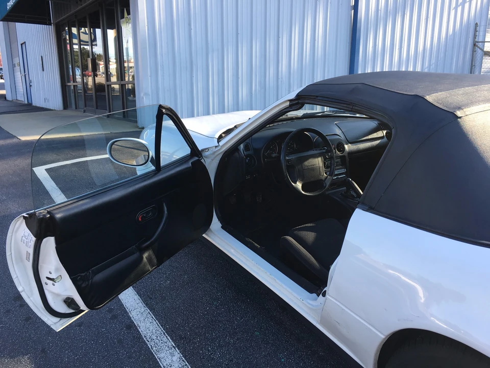 1995 Mazda NA MX-5 Miata - Image 31 of 31