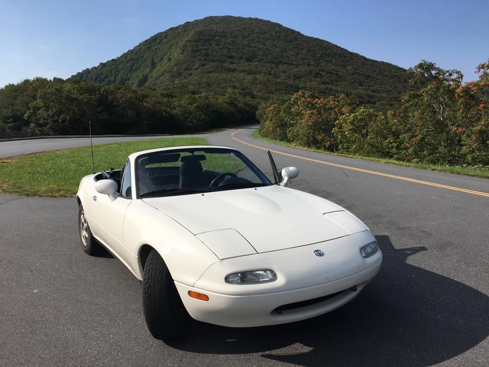 1995 Mazda NA MX-5 Miata - Image 11 of 31