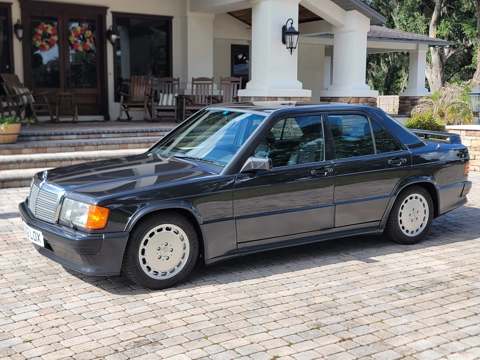1986 Mercedes-Benz 190E 2.3-16 & 2.5-16 - Image 10 of 31