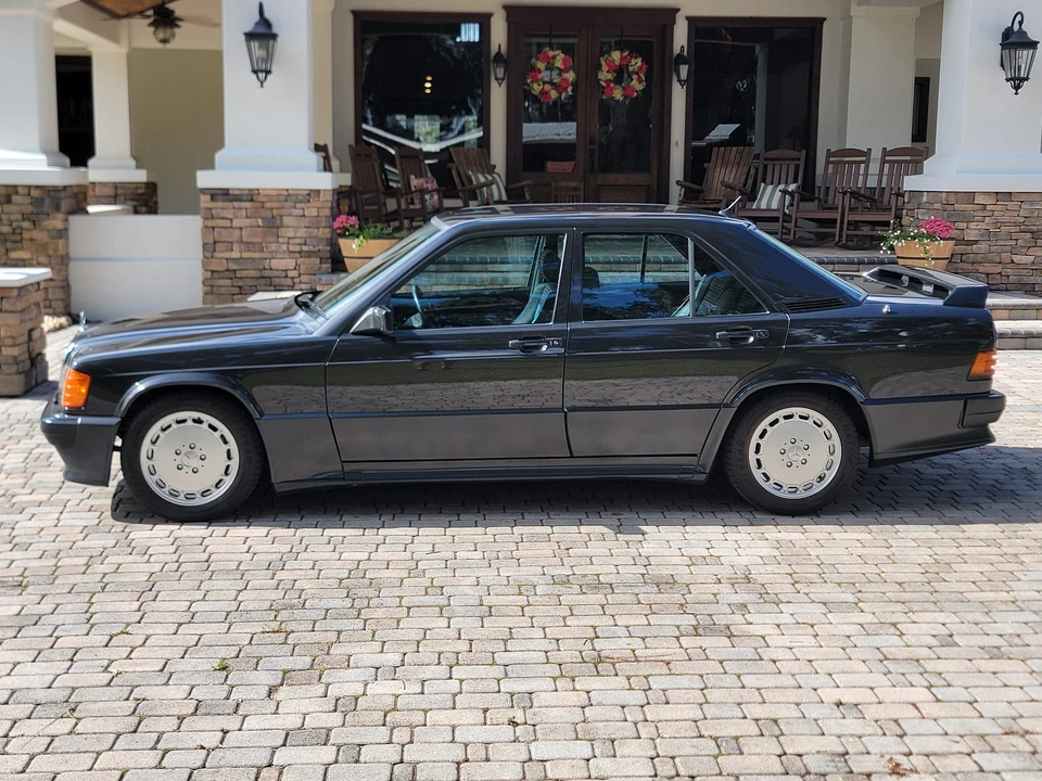 1986 Mercedes-Benz 190E 2.3-16 & 2.5-16 - Image 19 of 31