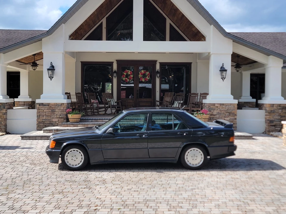 1986 Mercedes-Benz 190E 2.3-16 & 2.5-16 - Image 18 of 31