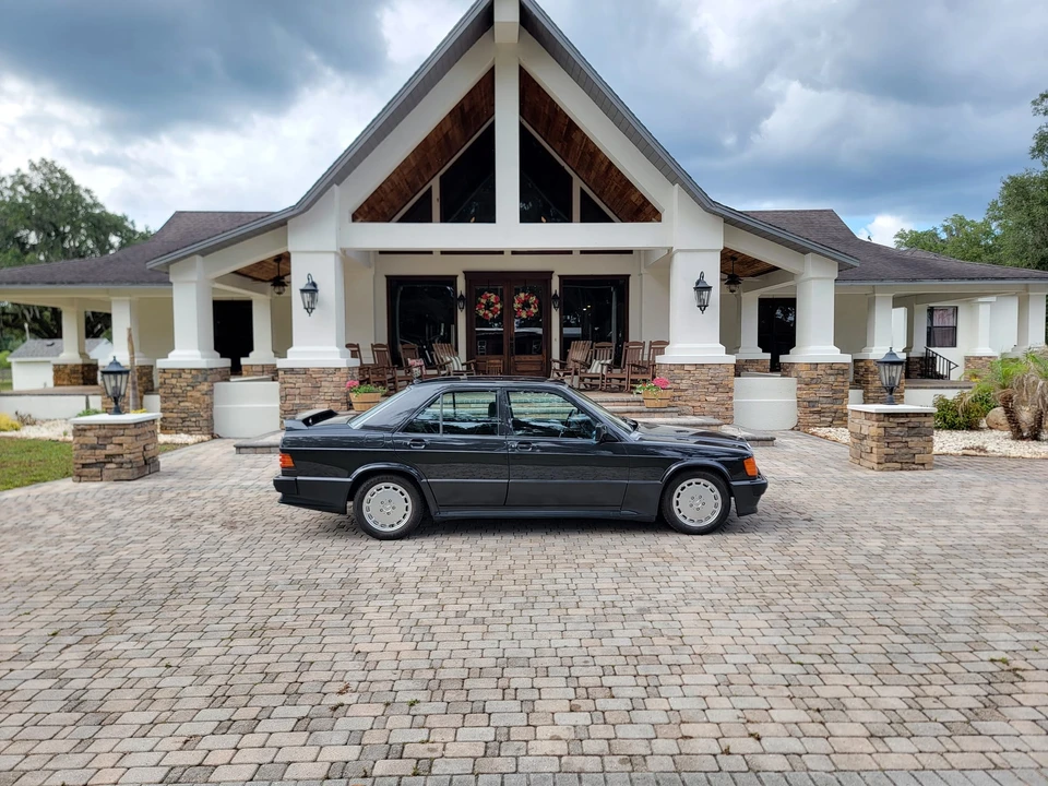 1986 Mercedes-Benz 190E 2.3-16 & 2.5-16 - Image 13 of 31