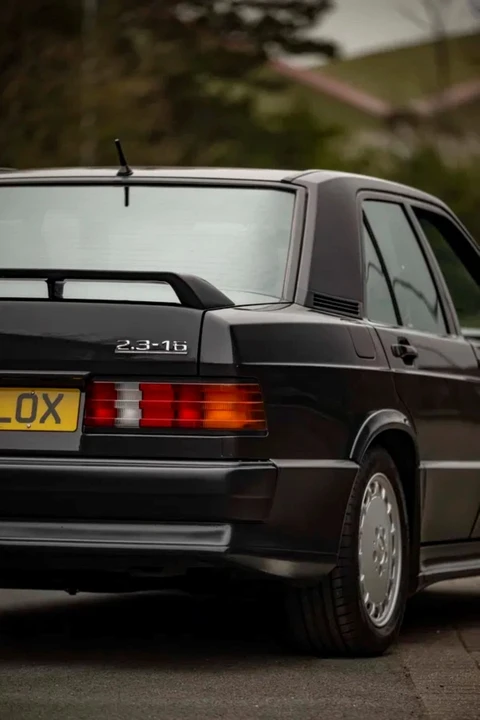 1986 Mercedes-Benz 190E 2.3-16 & 2.5-16 - Image 28 of 31