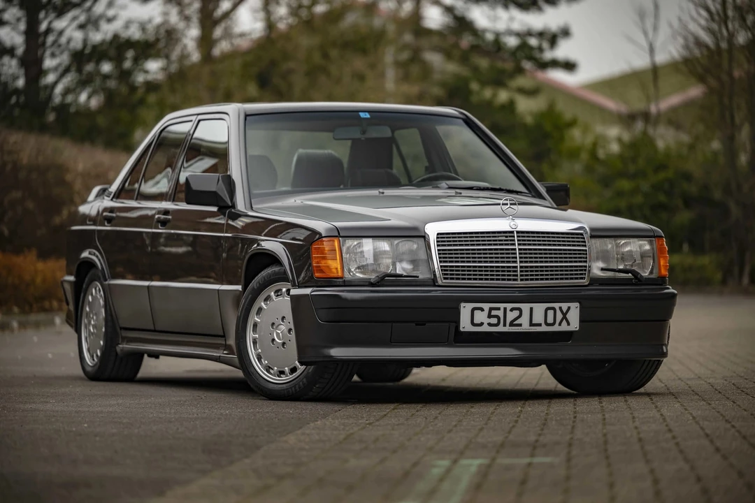 1986 Mercedes-Benz 190E 2.3-16 & 2.5-16 - Image 4 of 31