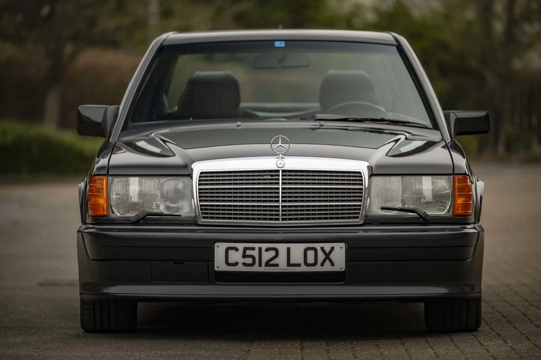 1986 Mercedes-Benz 190E 2.3-16 & 2.5-16 - Image 3 of 31