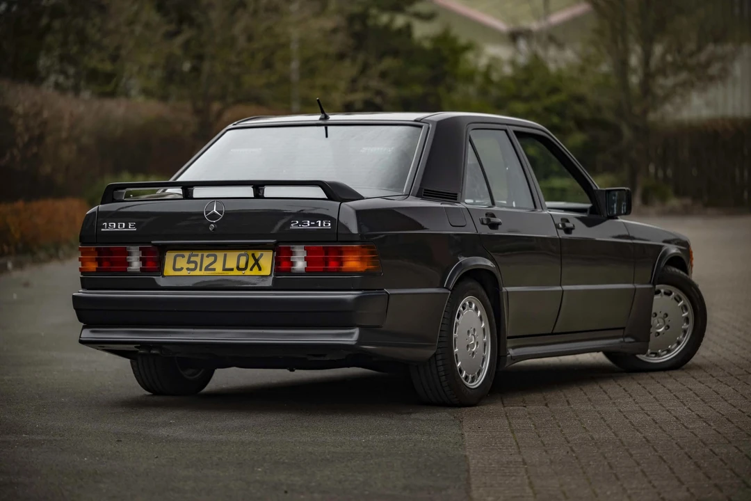 1986 Mercedes-Benz 190E 2.3-16 & 2.5-16 - Image 5 of 31