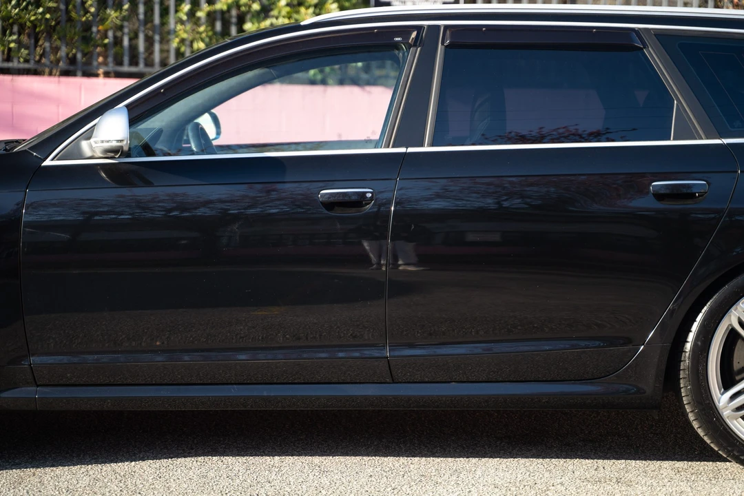 2011 Audi C6 RS6 - Image 30 of 31