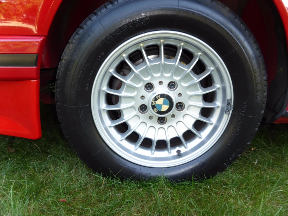 1988 BMW E24 6 Series - Image 13 of 31