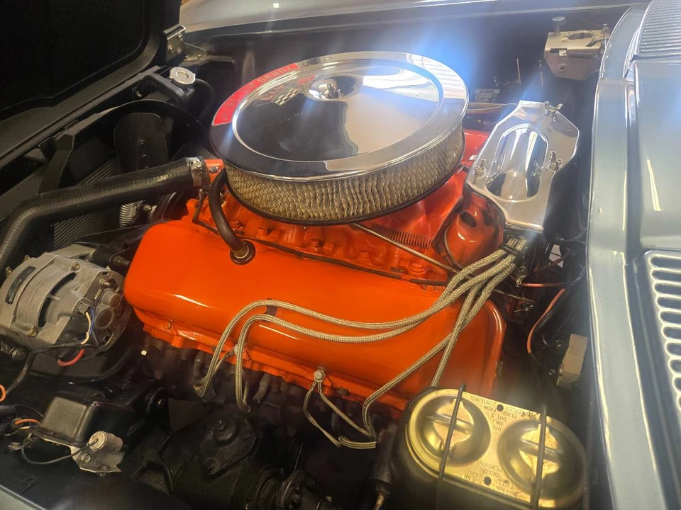 1967 Chevrolet Corvette C2 - Image 17 of 24