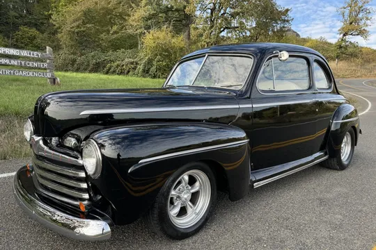 1946 Ford Super Deluxe Coupe