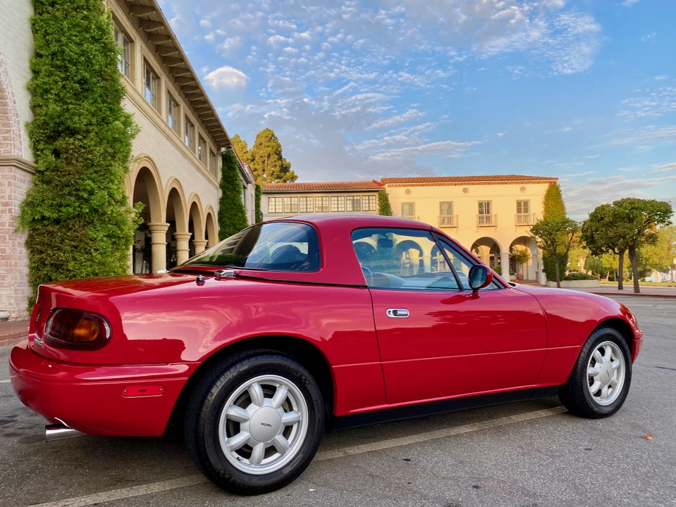 1992 Mazda NA MX-5 Miata - Image 29 of 31