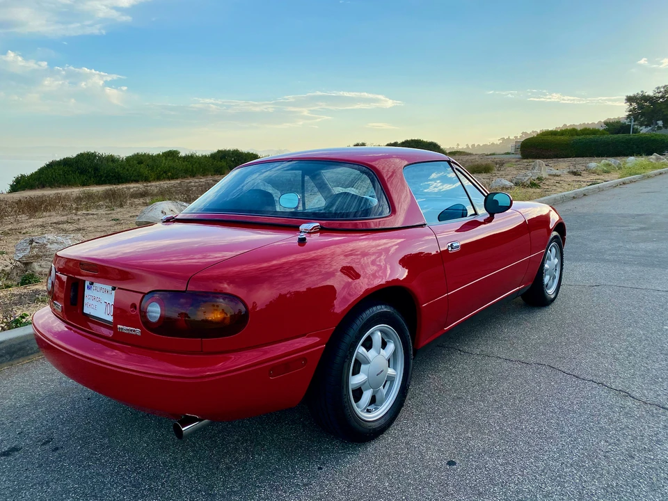 1992 Mazda NA MX-5 Miata - Image 11 of 31