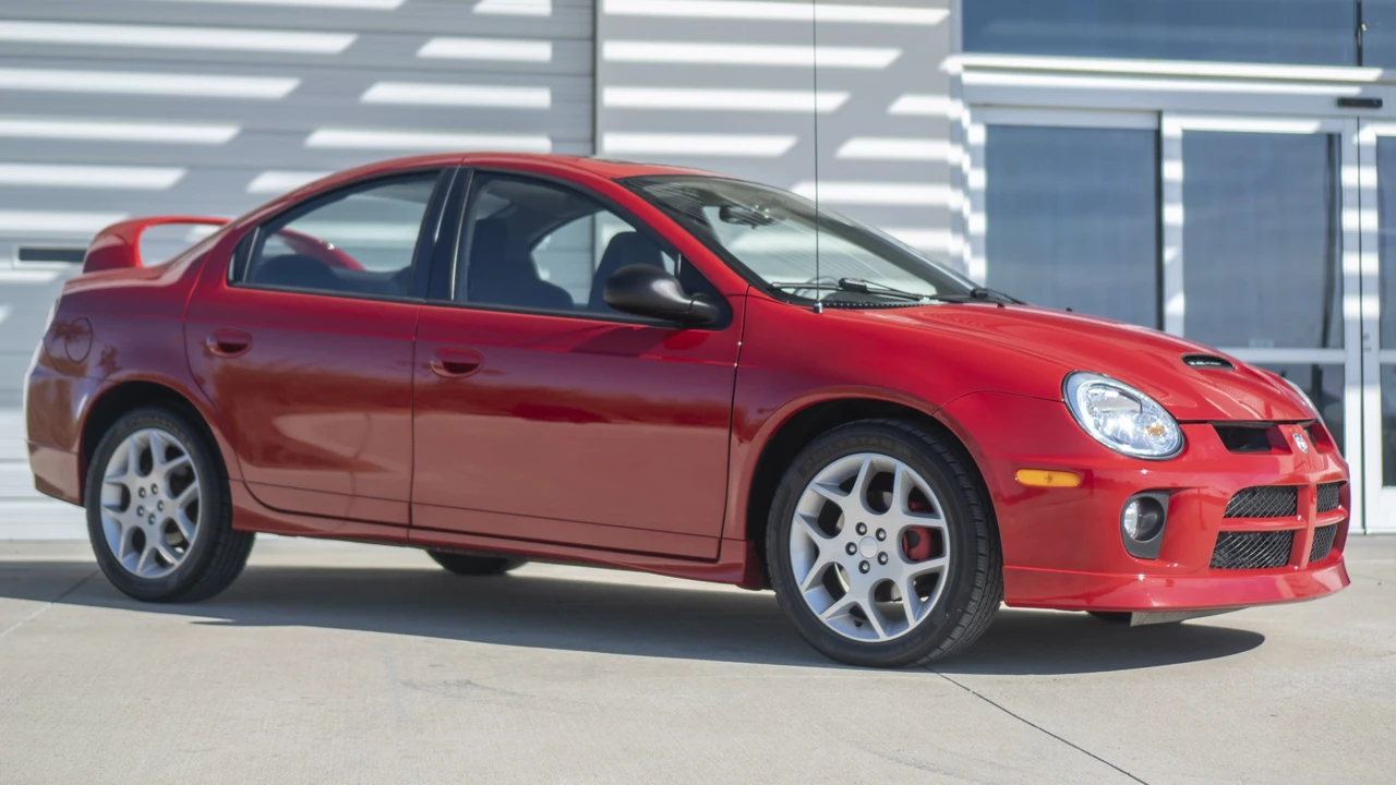2005 Dodge Neon SRT-4 - Image 3 of 31