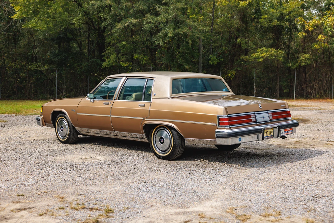 1981 Buick Electra - Image 4 of 31