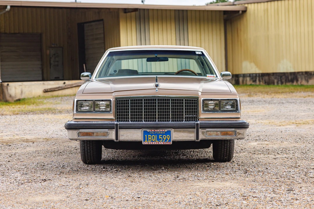 1981 Buick Electra - Image 9 of 31