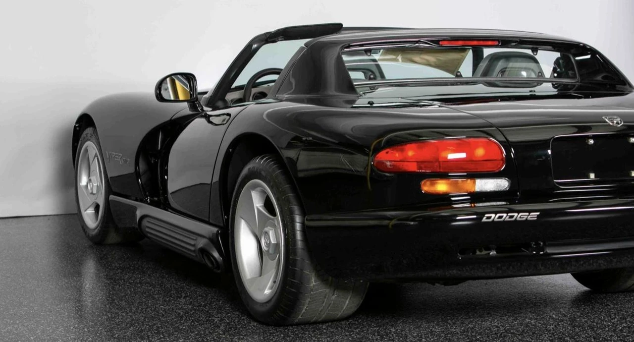 1995 Dodge Viper 1st Gen - Image 27 of 31