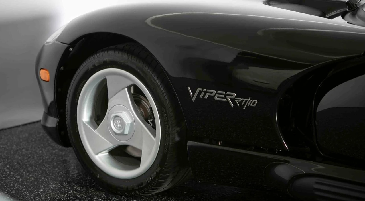 1995 Dodge Viper 1st Gen - Image 19 of 31
