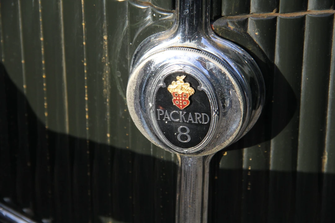 1933 Packard Eight - Image 13 of 31