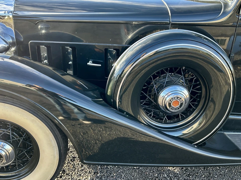 1933 Packard Eight - Image 18 of 31