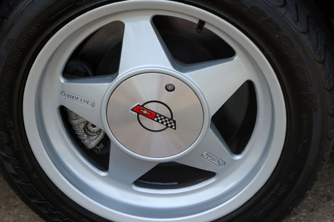1991 Chevrolet Corvette C4 - Image 26 of 31
