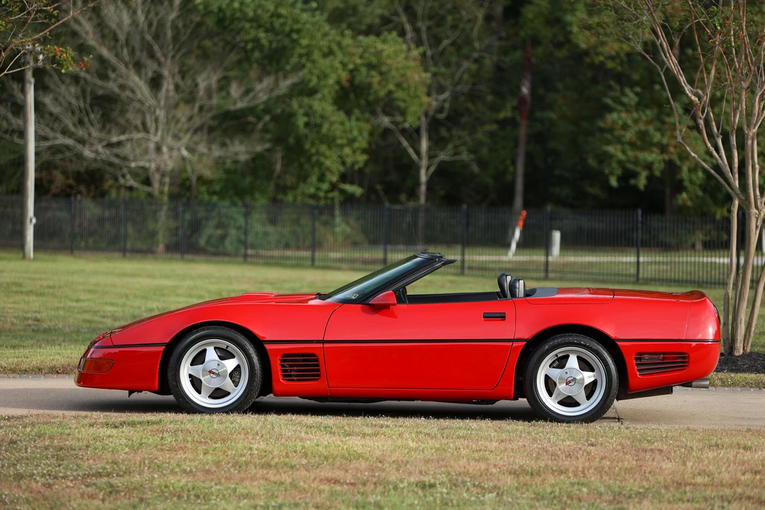 1991 Chevrolet Corvette C4 - Image 9 of 31