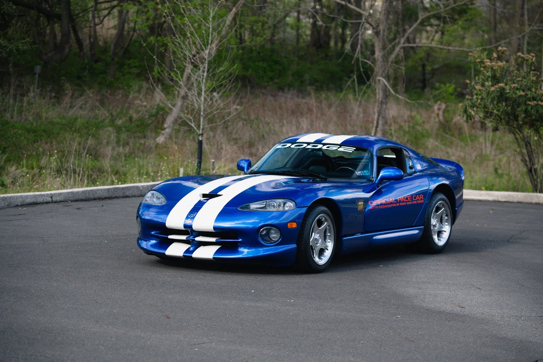 1996 Dodge Viper GTS 2nd Gen - Image 2 of 31