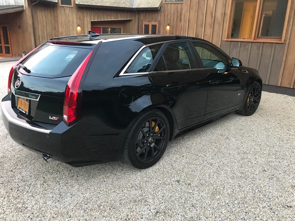 2011 Cadillac CTS-V 2nd Gen - Image 3 of 30