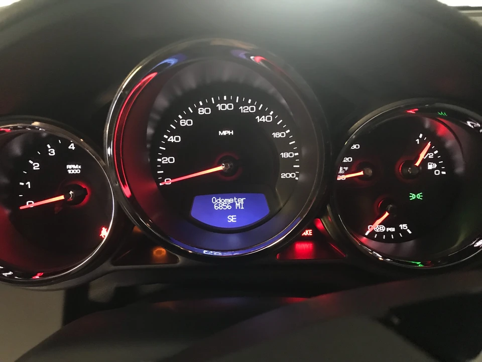 2011 Cadillac CTS-V 2nd Gen - Image 24 of 30