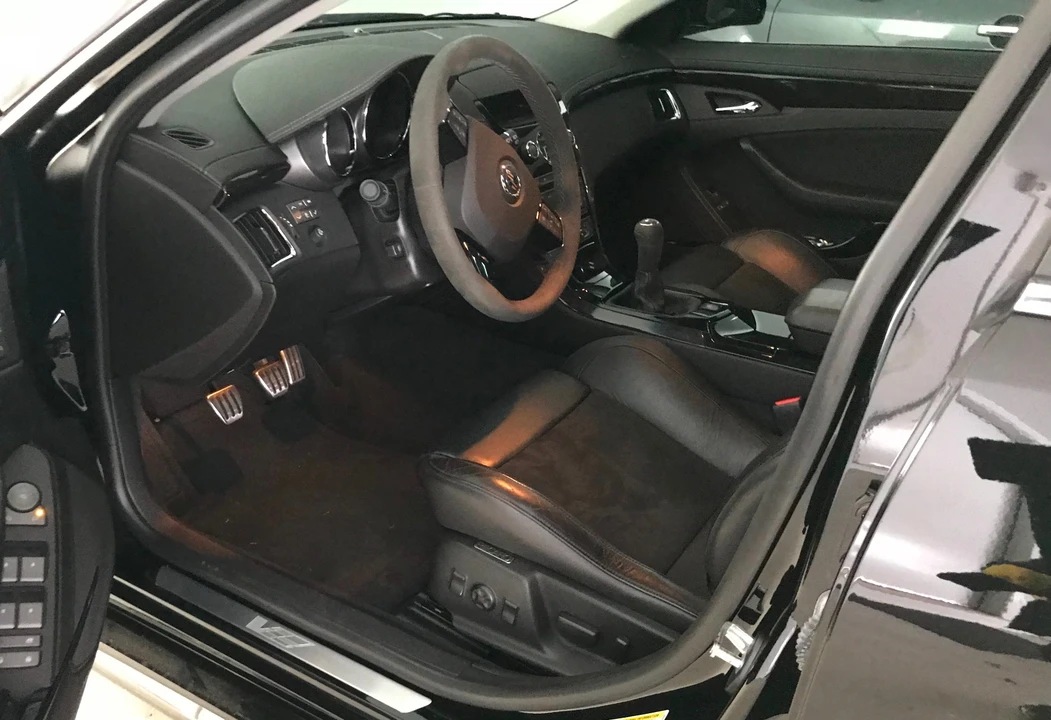 2011 Cadillac CTS-V 2nd Gen - Image 14 of 30