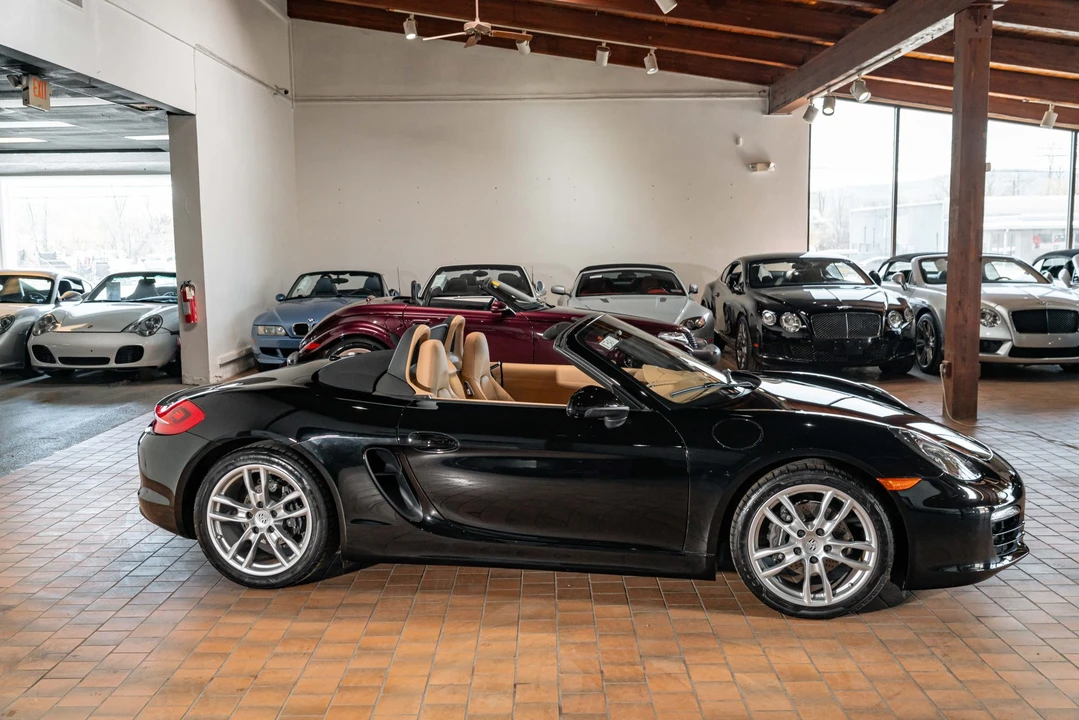 2014 Porsche 981 Boxster - Image 17 of 31