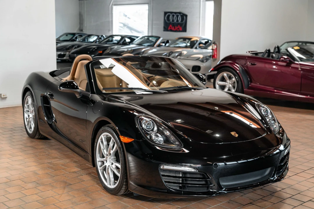 2014 Porsche 981 Boxster - Image 8 of 31