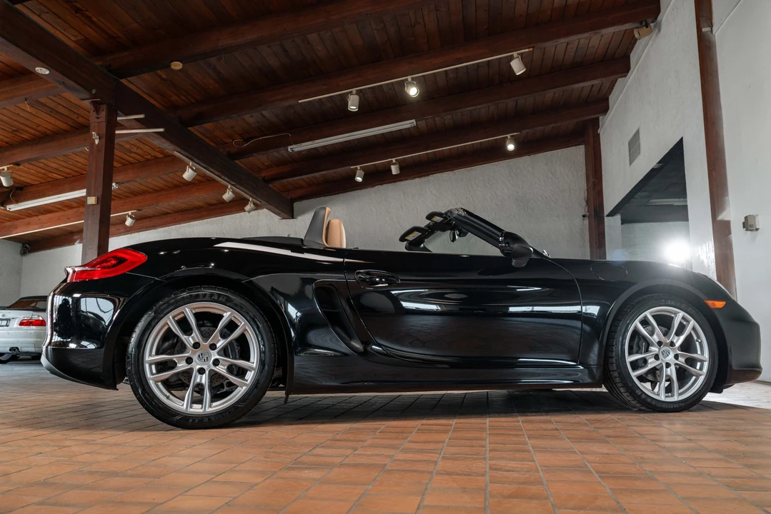2014 Porsche 981 Boxster - Image 24 of 31