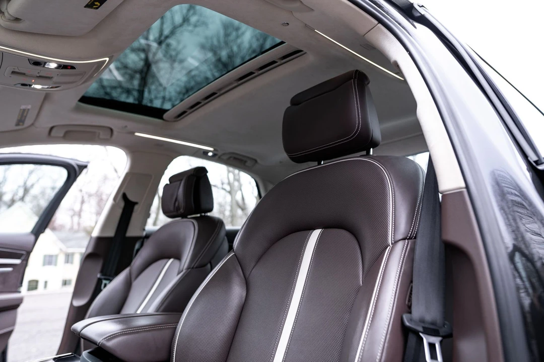 2016 Audi D4 S8 - Image 9 of 31