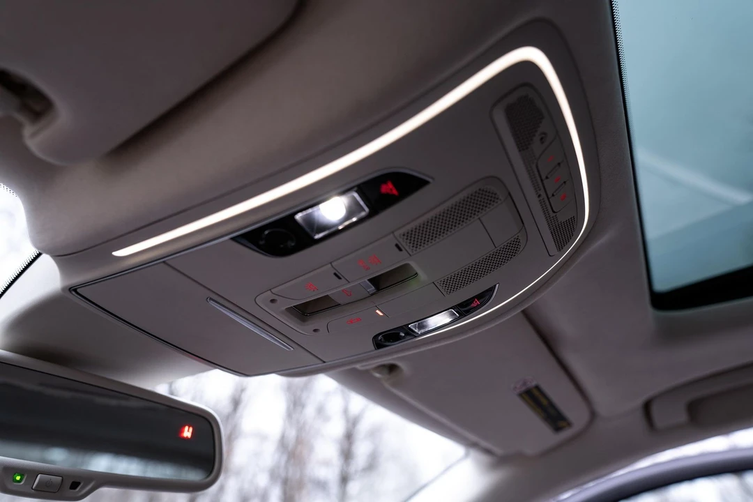 2016 Audi D4 S8 - Image 11 of 31