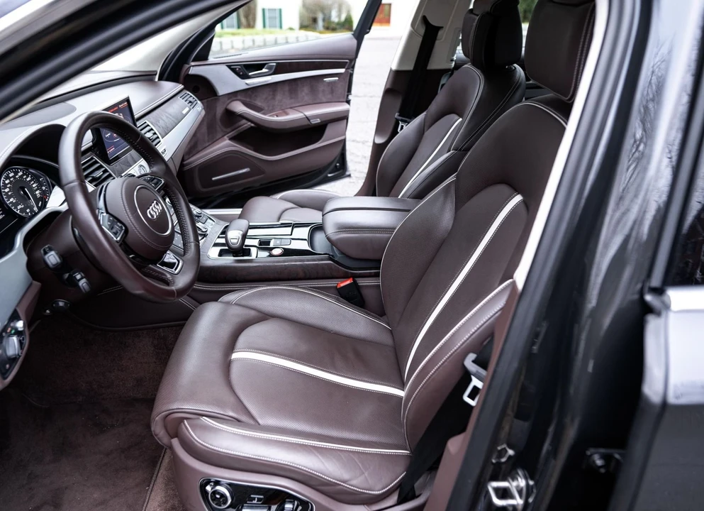 2016 Audi D4 S8 - Image 14 of 31