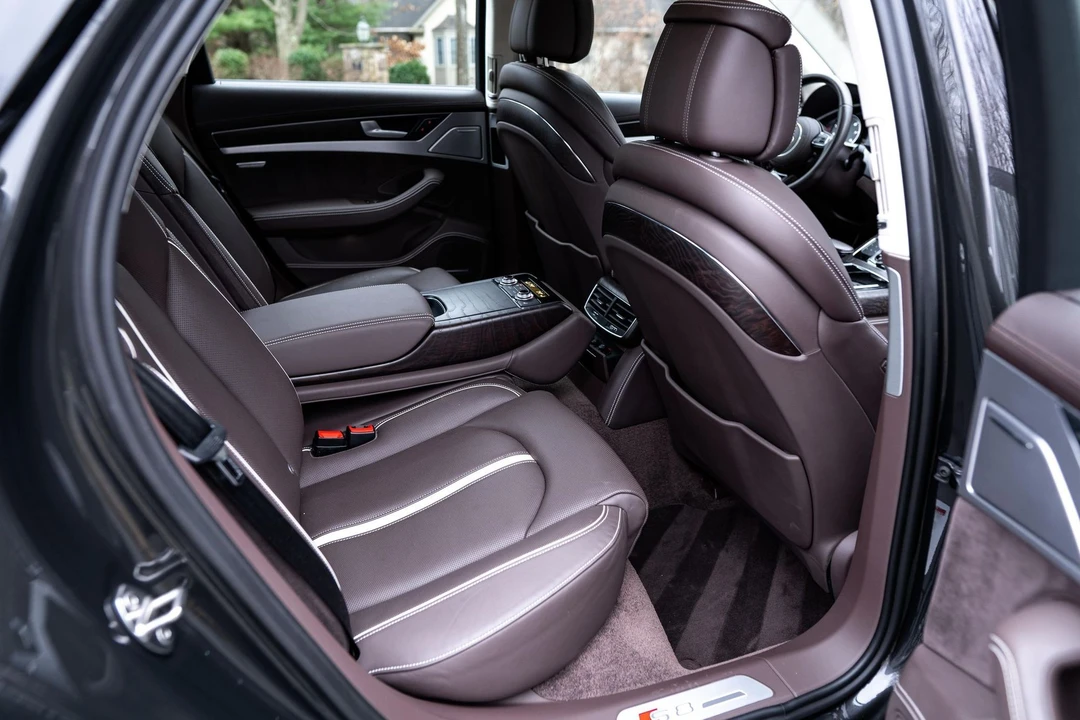 2016 Audi D4 S8 - Image 17 of 31