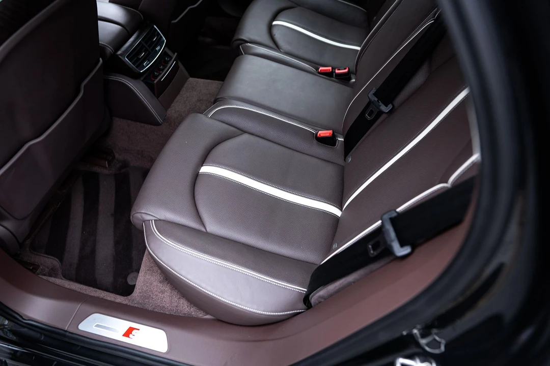 2016 Audi D4 S8 - Image 19 of 31