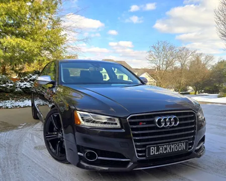 2016 Audi S8