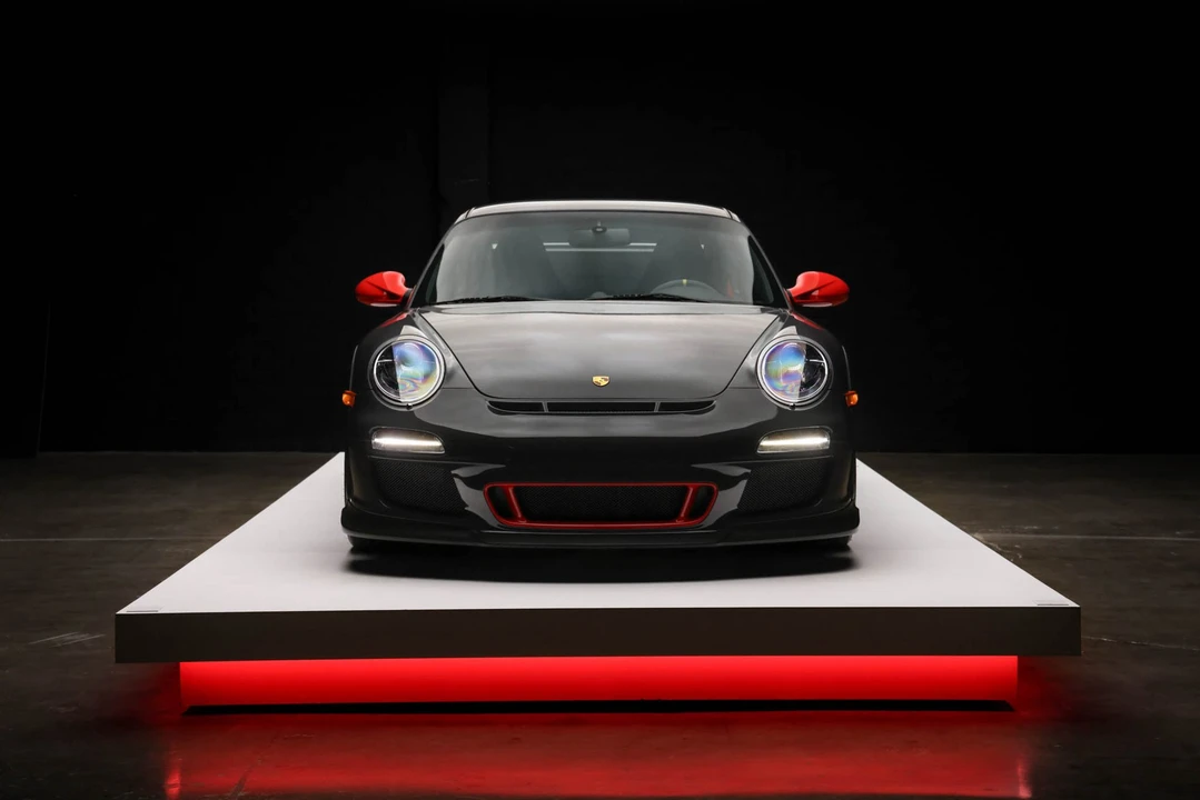 2011 Porsche 997 GT3 RS - Image 7 of 31