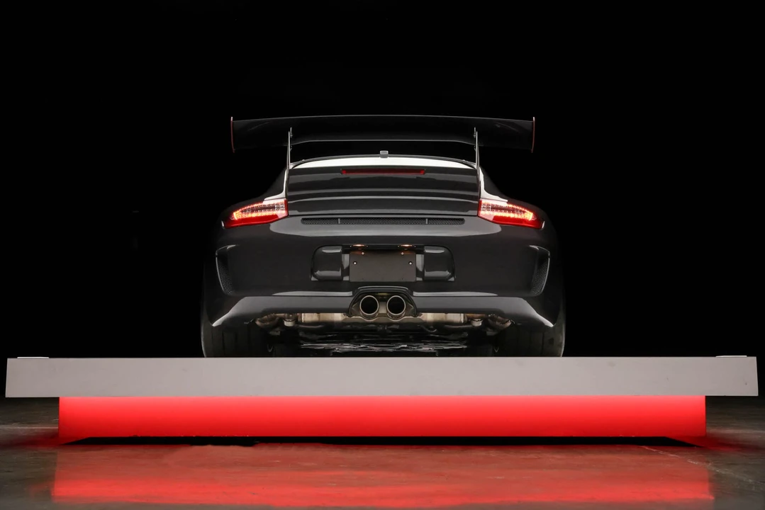 2011 Porsche 997 GT3 RS - Image 24 of 31
