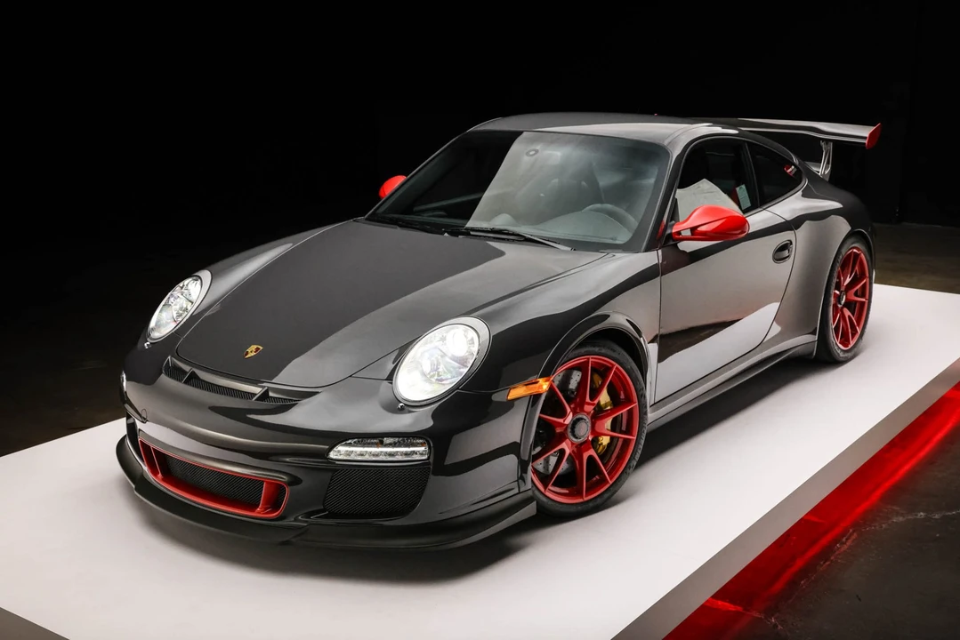 2011 Porsche 997 GT3 RS - Image 2 of 31