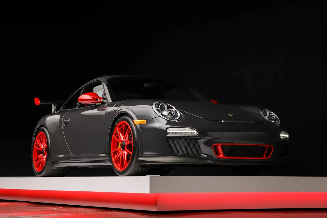 2011 Porsche 997 GT3 RS - Image 12 of 31