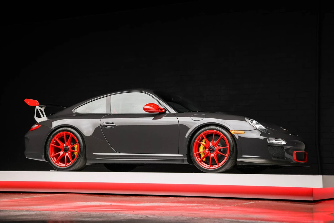 2011 Porsche 997 GT3 RS - Image 14 of 31