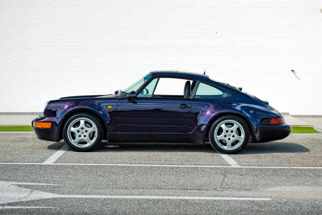 1993 Porsche 964 Carrera 4 - Image 4 of 31