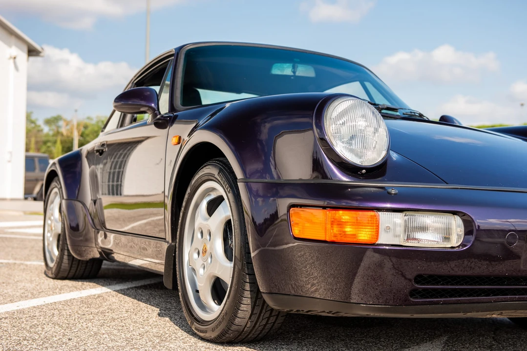 1993 Porsche 964 Carrera 4 - Image 16 of 31