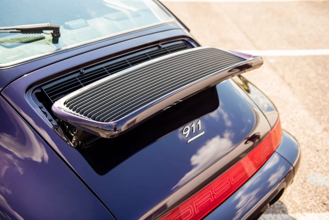 1993 Porsche 964 Carrera 4 - Image 24 of 31